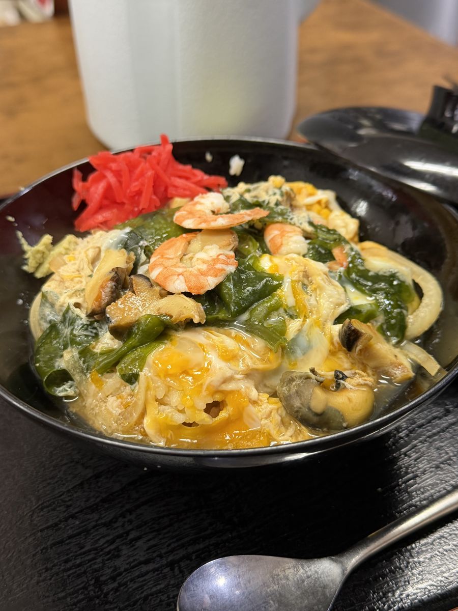 中西食堂のさざえ丼