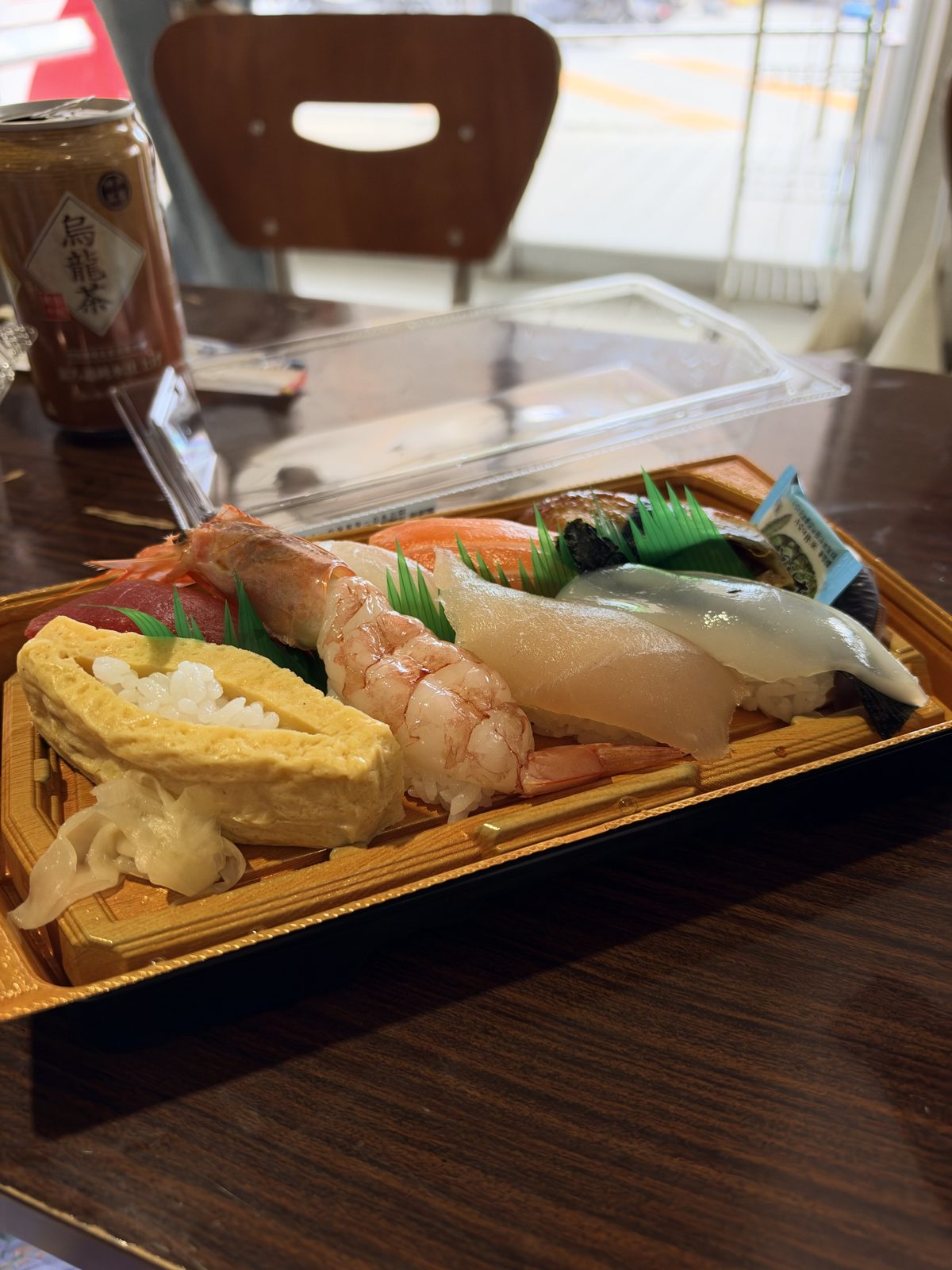 泊いゆまちのお寿司